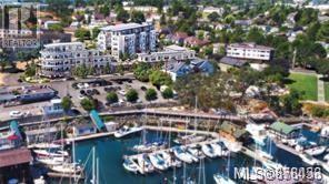 211-916 Lyall, Esquimalt, BC, V9A 5E6