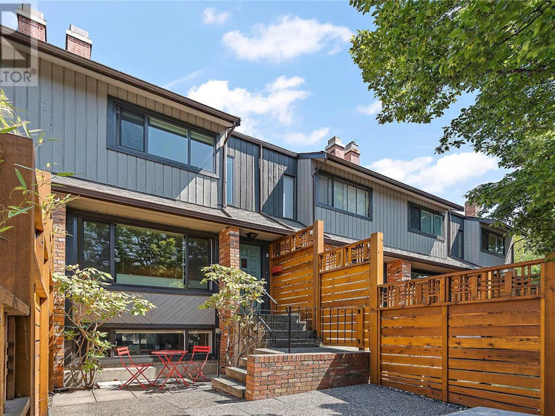 3 - 290 Superior Street, Victoria BC V8V 1T3