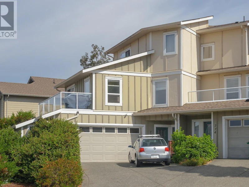 770 Blackberry Road, Saanich BC V8X 5J3
