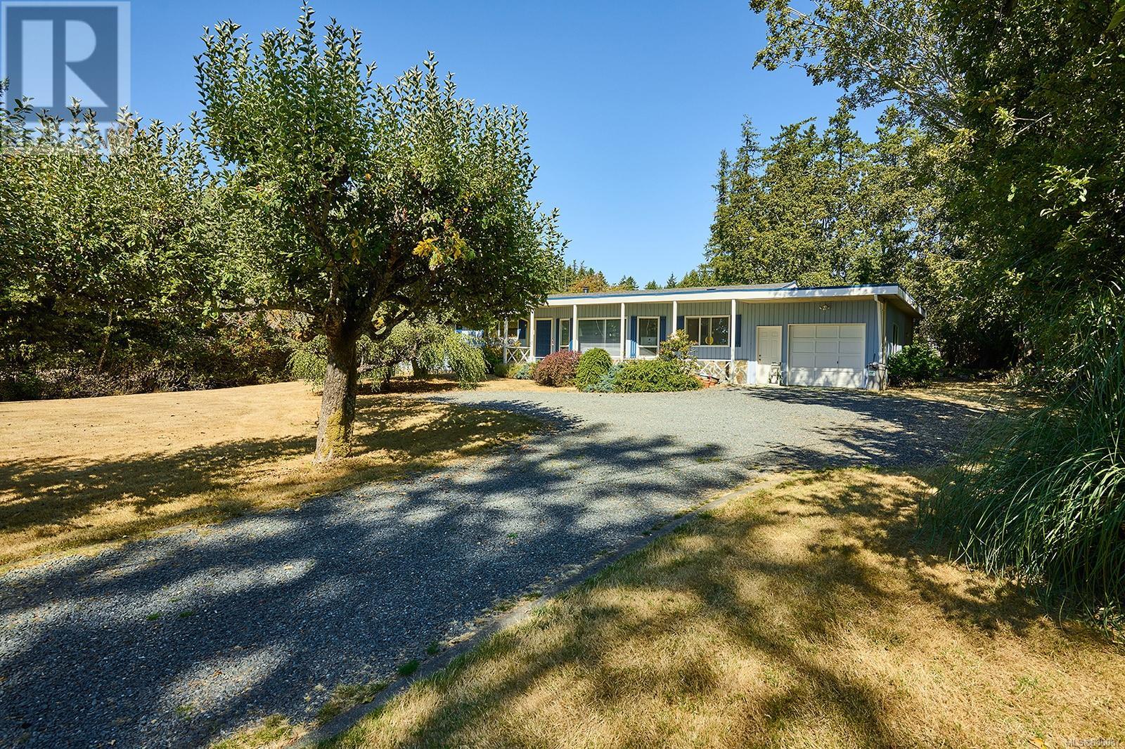 826 Birch Road, North Saanich, BC, V8L 5R9