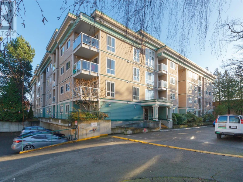 101 - 689 Bay Street, Victoria BC V8T 5H9
