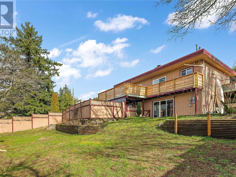 2341 Styan Road, Central Saanich BC V8Z 5S2