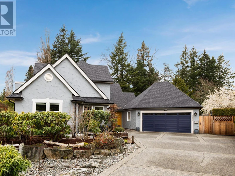 746 Coton Court, Saanich BC V8Y 3J8