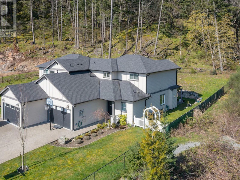 12 Casey Place, Saanich BC