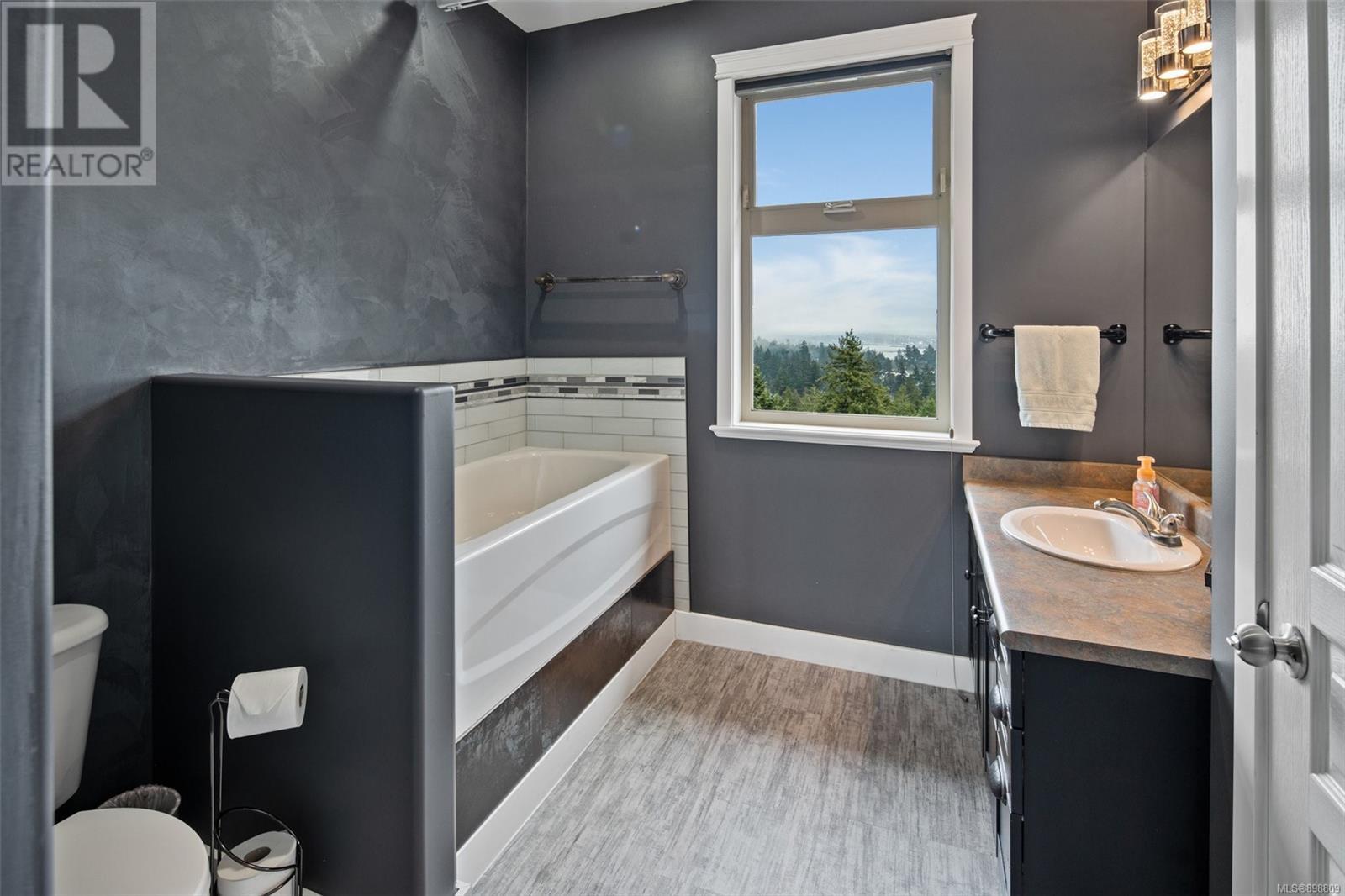 505 Outlook Place, Colwood, BC, V9C 3R9 - 35