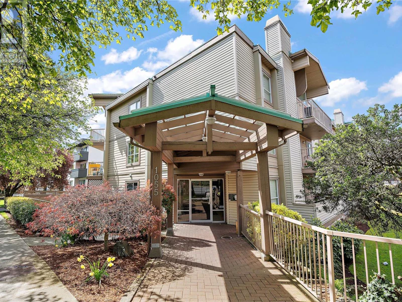 304 - 1055 Hillside Avenue, Victoria BC V8T 2A4