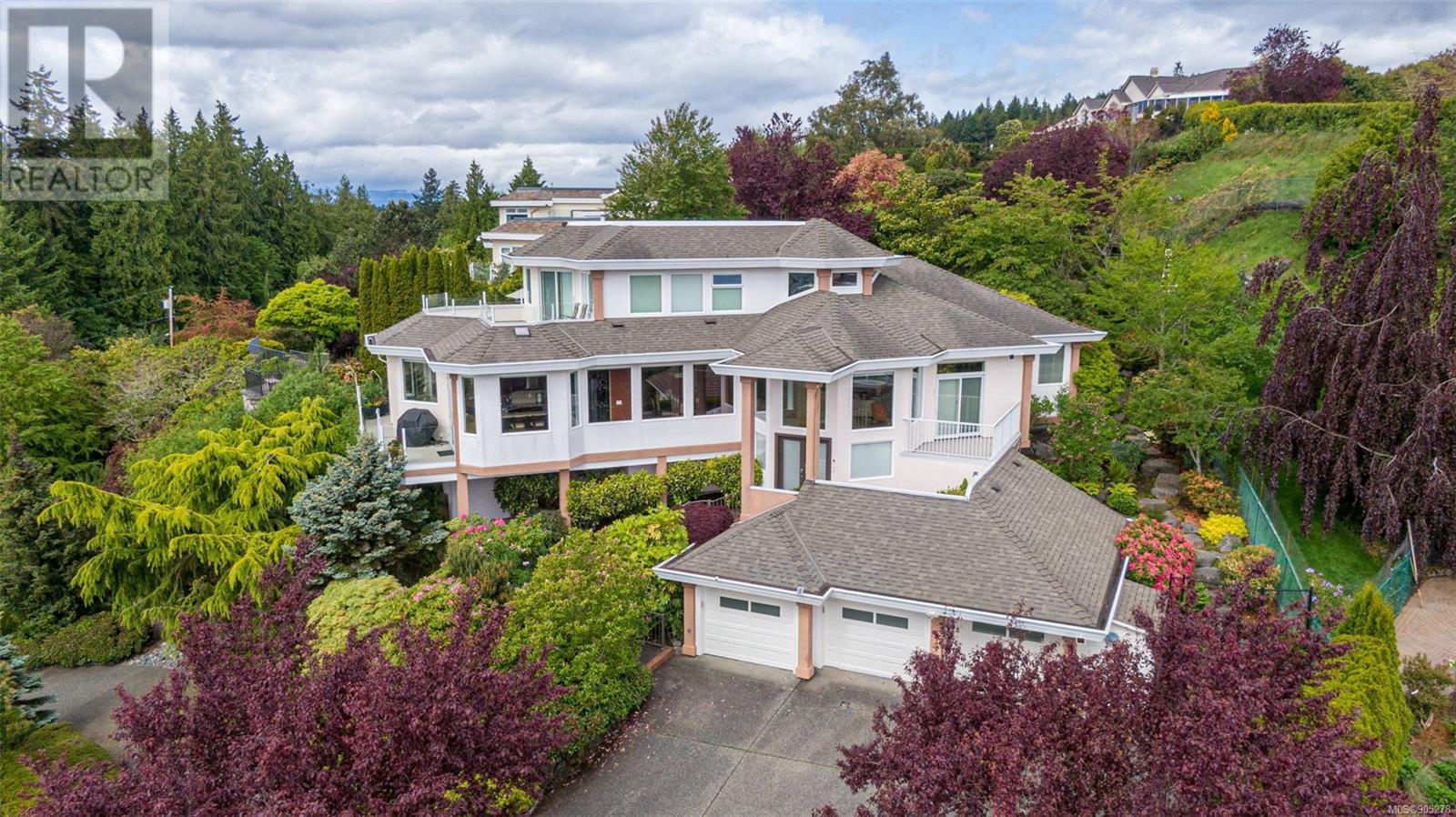 11010 Larkspur Lane, North Saanich, BC, V8L 5N6