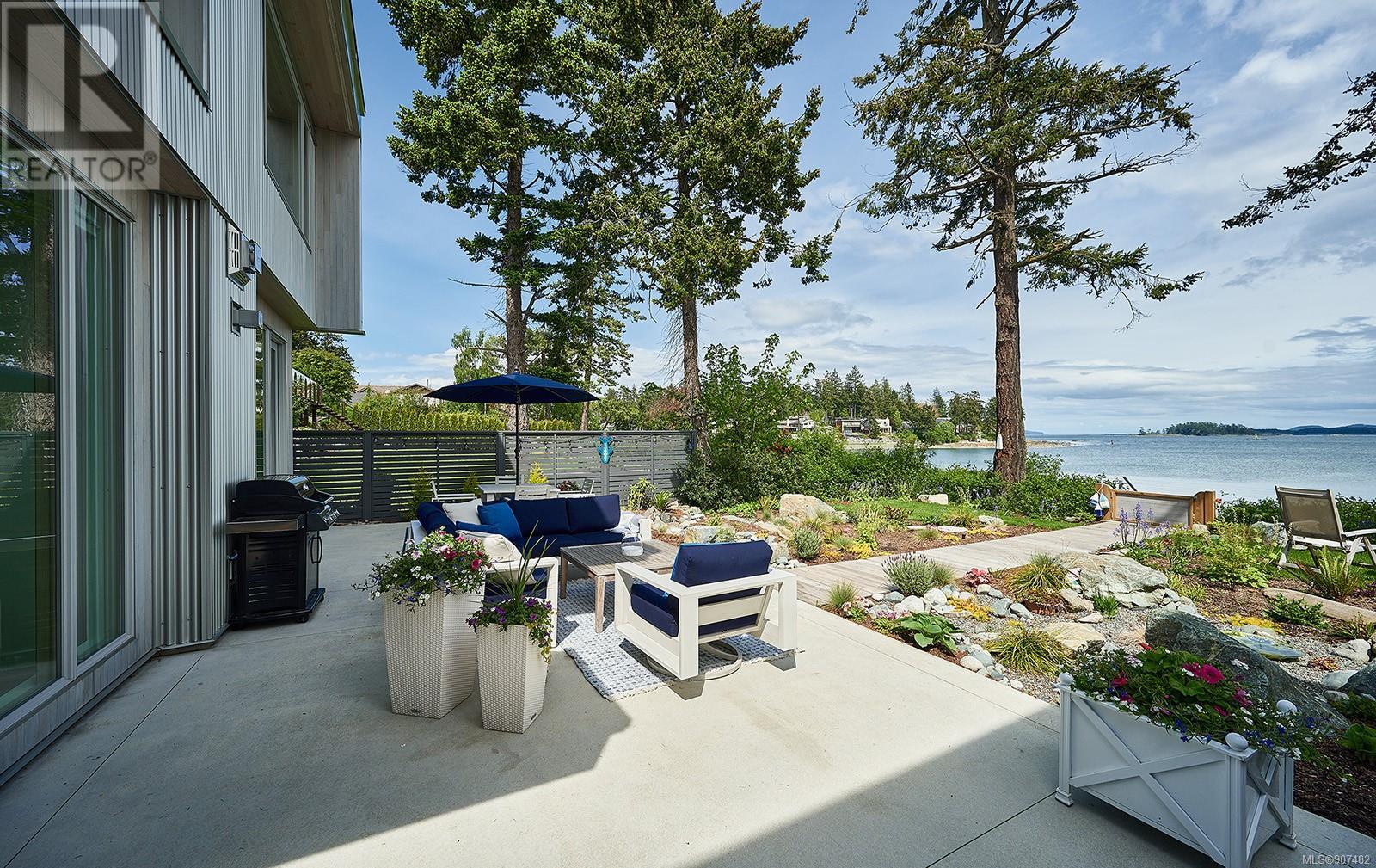 10387 Allbay Road, Sidney, BC, V8L 2N8