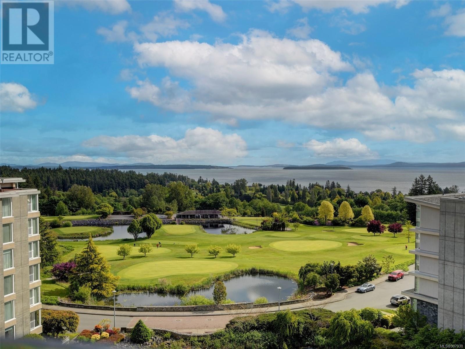 302-738 Sayward Hill Terrace, Saanich, BC, V8Y 3K1