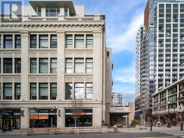 411-770 Fisgard Street, Victoria, BC, V8W 0B8