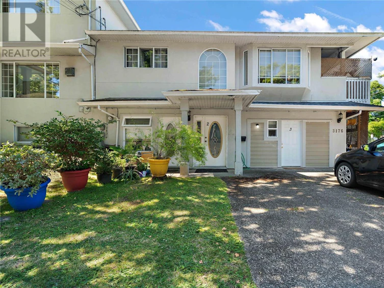 3176 Balfour Avenue, Victoria, BC, V9A 1S1