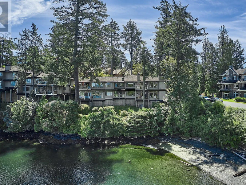 3 - 2353 Harbour Road, Sidney BC V8L 3X8