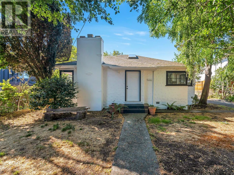 1789 Emerson Street, Victoria, BC, V8R 2C2