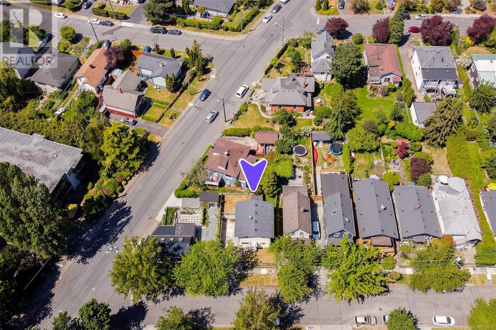 737 Belton Avenue, Victoria, BC, V9A 2Z7