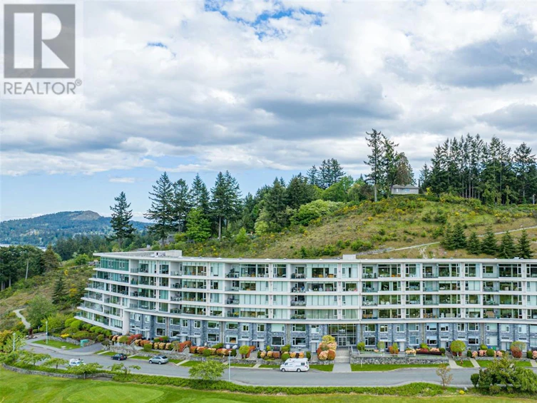 501-5332 Sayward Hill Crescent, Saanich, BC, V8Y 3H8