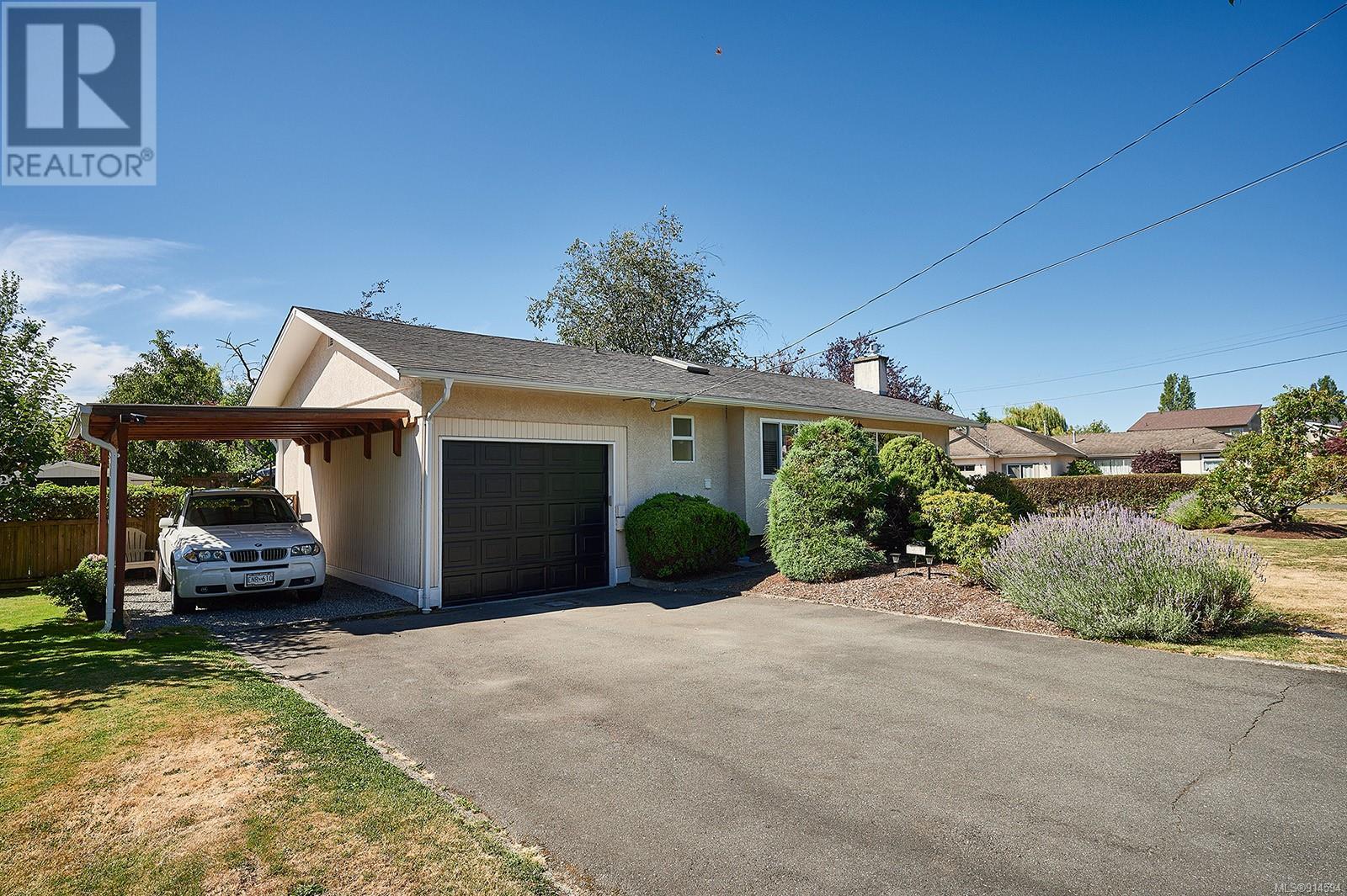 2275 Malaview Avenue, Sidney, BC, V8L 2E9