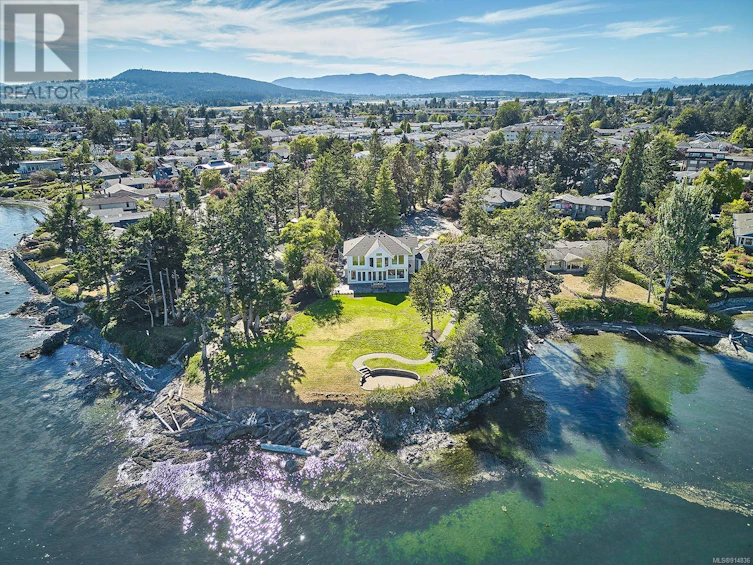 2518 Shoreacres Road, Sidney, BC, V8L 2E2