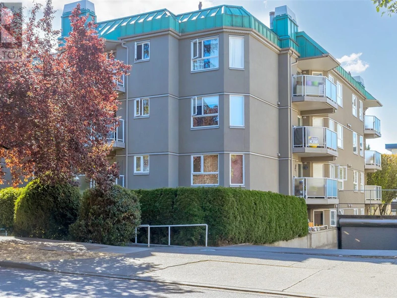 405 - 2520 Wark Street, Victoria BC V8T 5G6