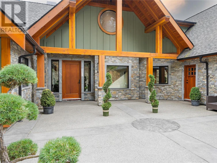 1745 Warn Way, Qualicum Beach, BC, V9K 2S3