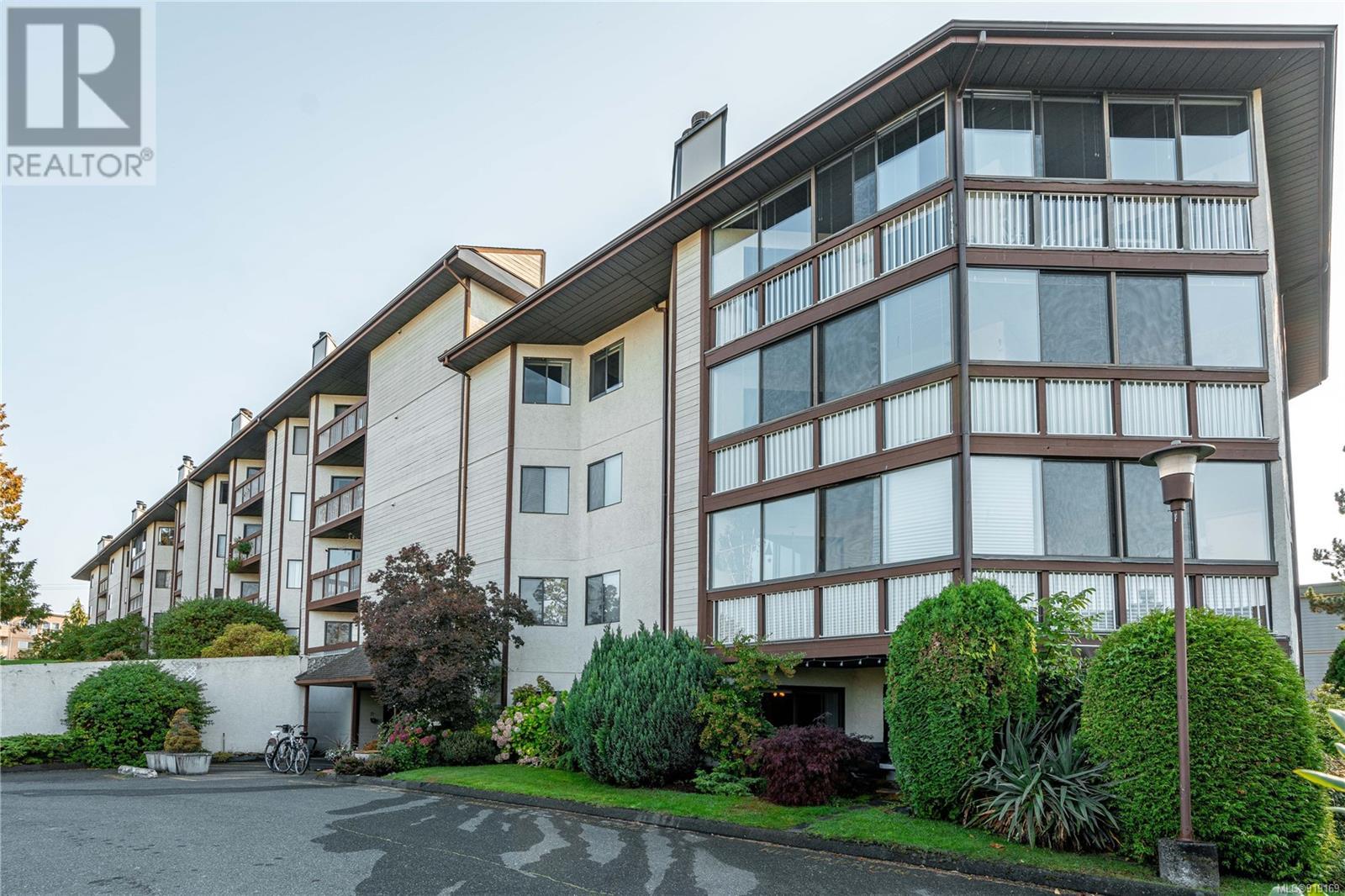 101-69 West Gorge Road, Saanich, BC, V9A 1L9