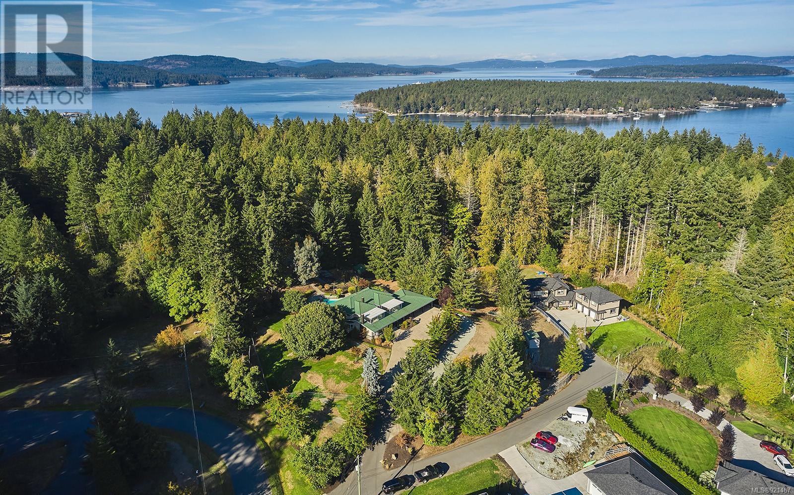 11353 Hummingbird Place, North Saanich, BC, V8L 5S3