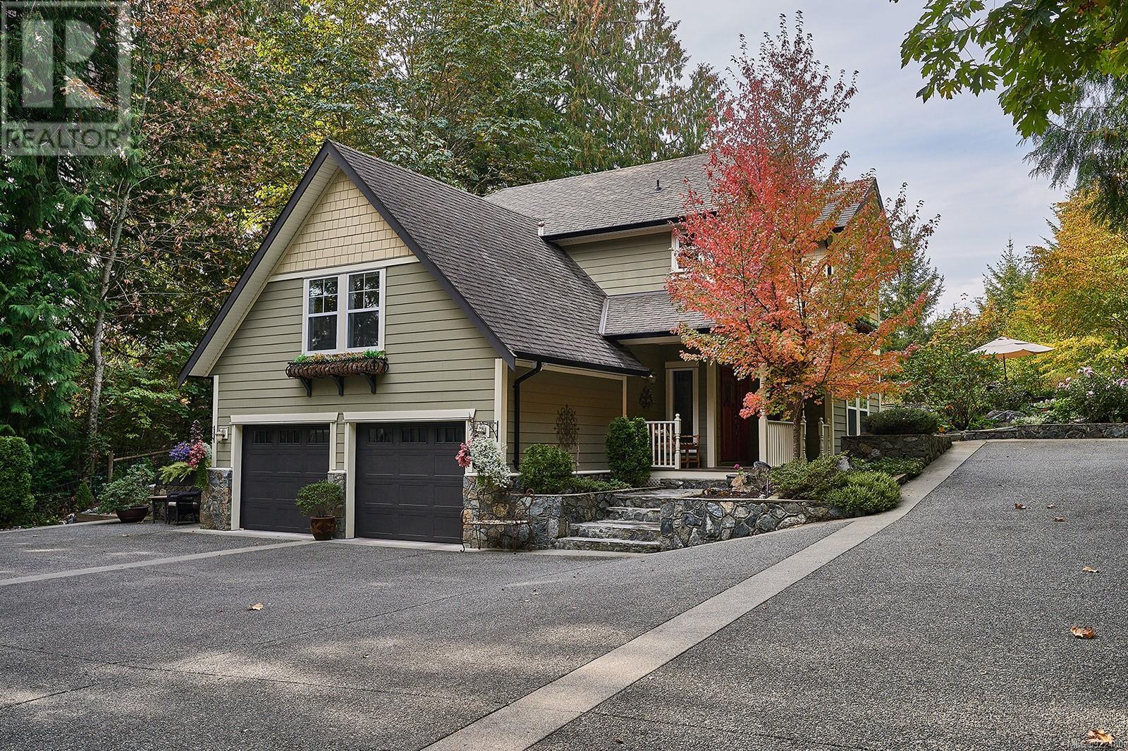 5384 Sparton Road, Saanich, BC, V8X 3X3