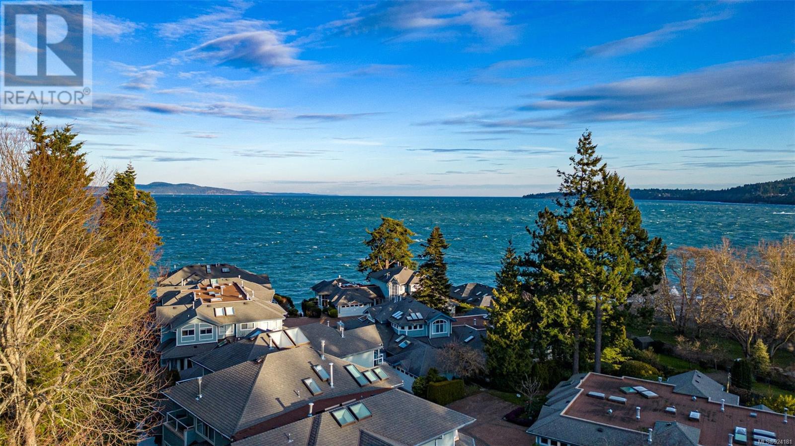 21-5187 Cordova Bay Road, Saanich, BC, V8Y 2K7