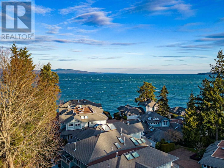 21-5187 Cordova Bay Road, Saanich, BC, V8Y 2K7