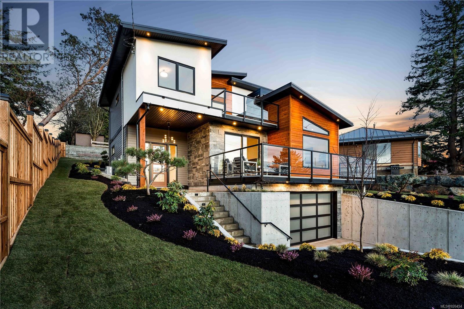 6575 Central Saanich Road, Central Saanich, BC, V8M 1Z4