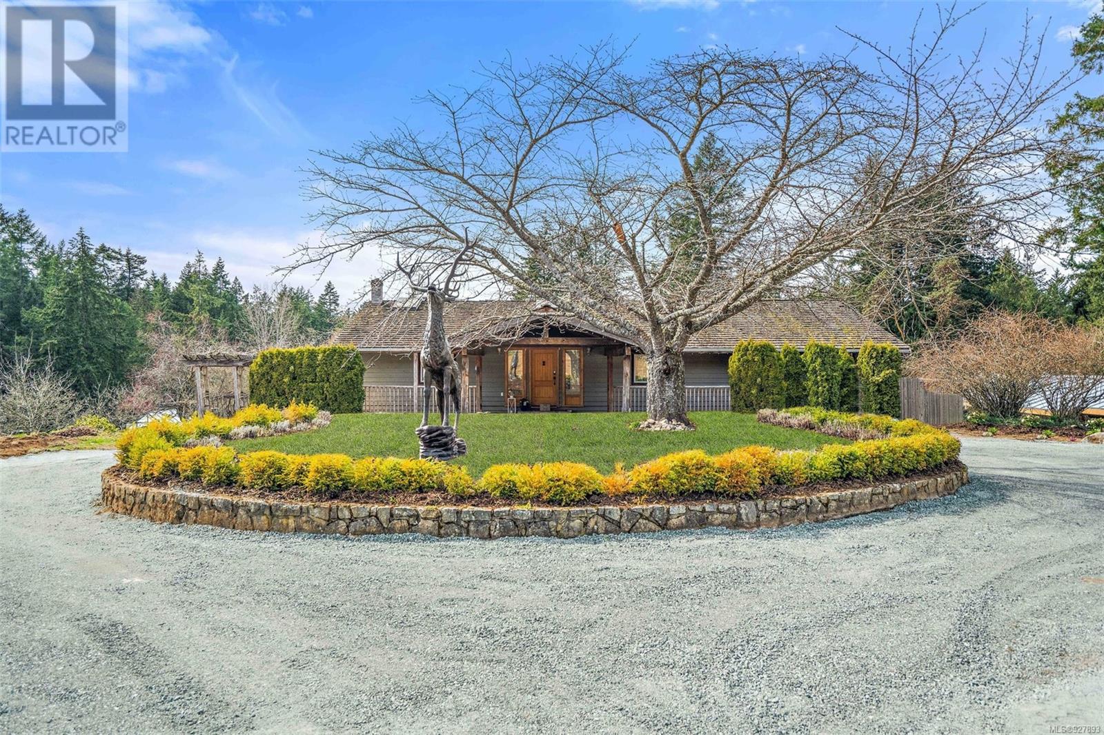 6130 West Old West Saanich Road, Saanich, BC, V9E 2G8