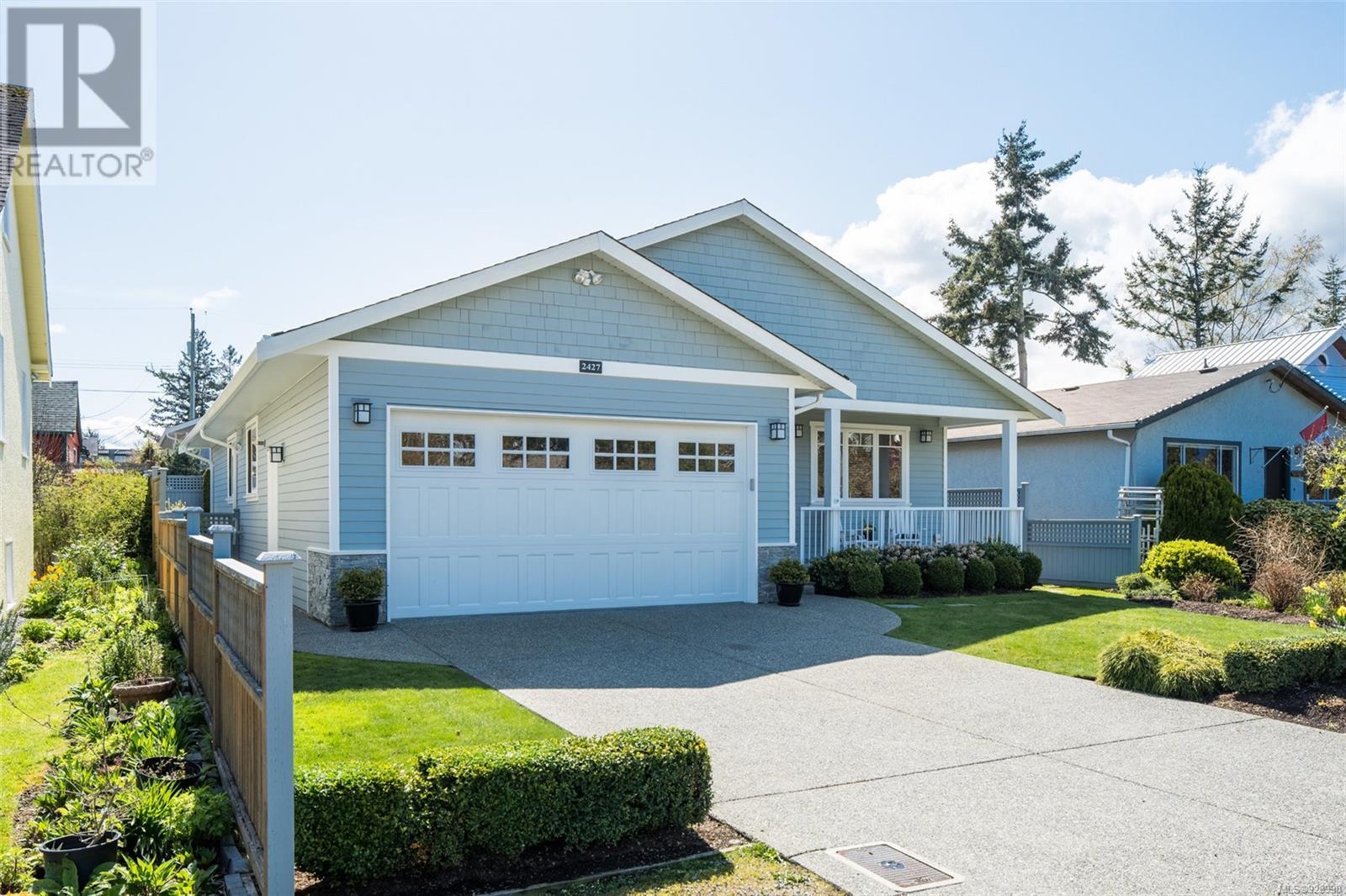 2427 Lovell Avenue, Sidney, BC, V8L 2J7