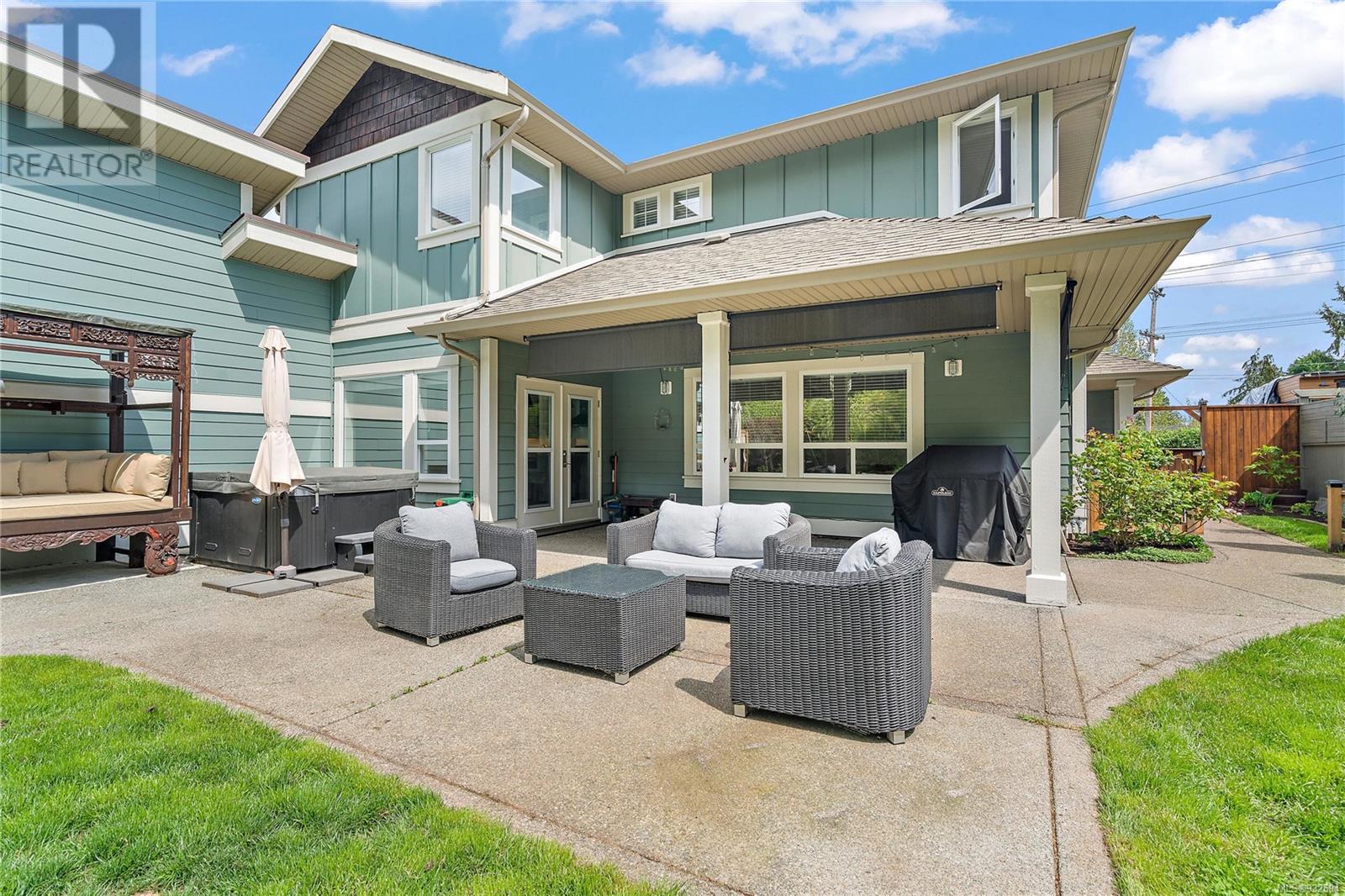 7766 Wallace Drive, Central Saanich, BC, V8M 1T2