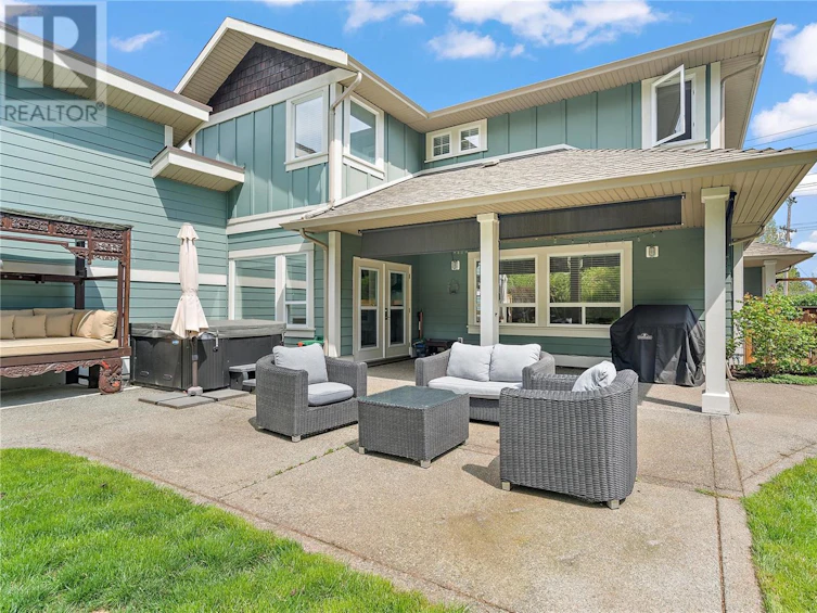 7766 Wallace Drive, Central Saanich, BC, V8M 1T2