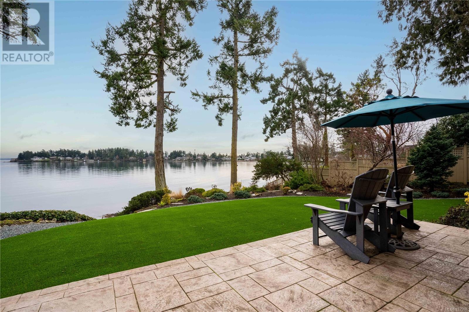 10433 Allbay Road, Sidney, BC, V8L 2N8