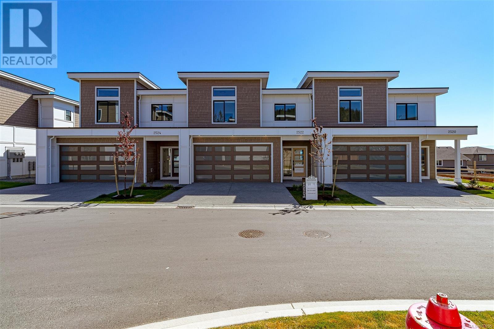 2522 Sandstone Hts