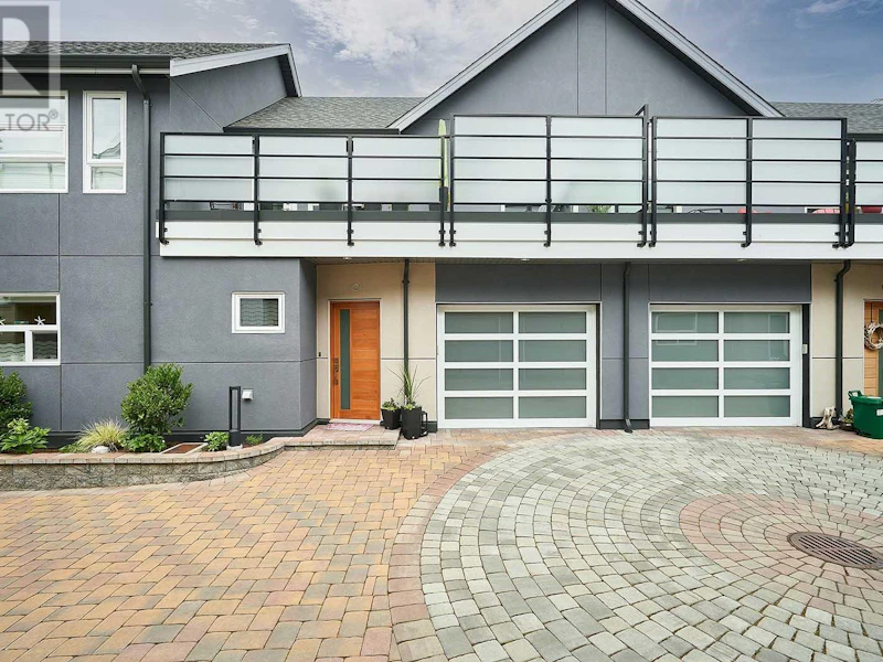 10 - 9889 Seventh Street, Sidney BC