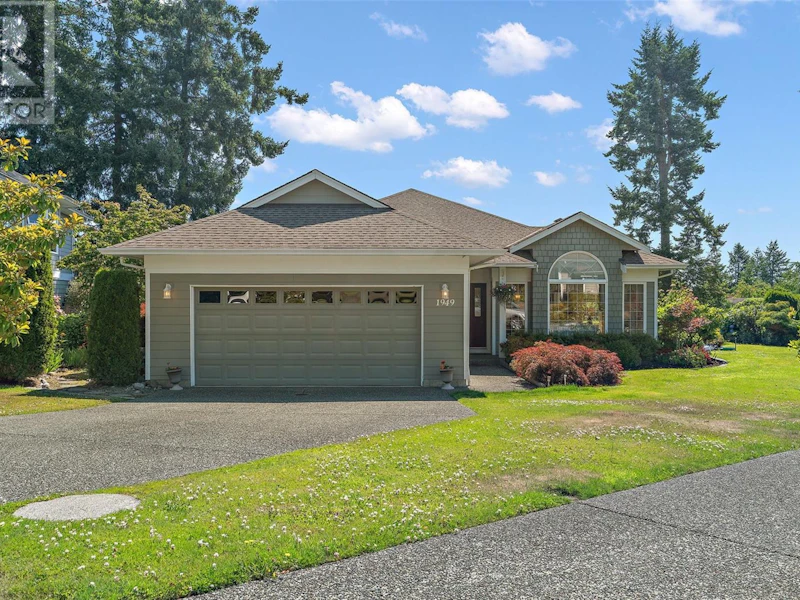 1949 Polo Park Close, Central Saanich BC V8M 2J4
