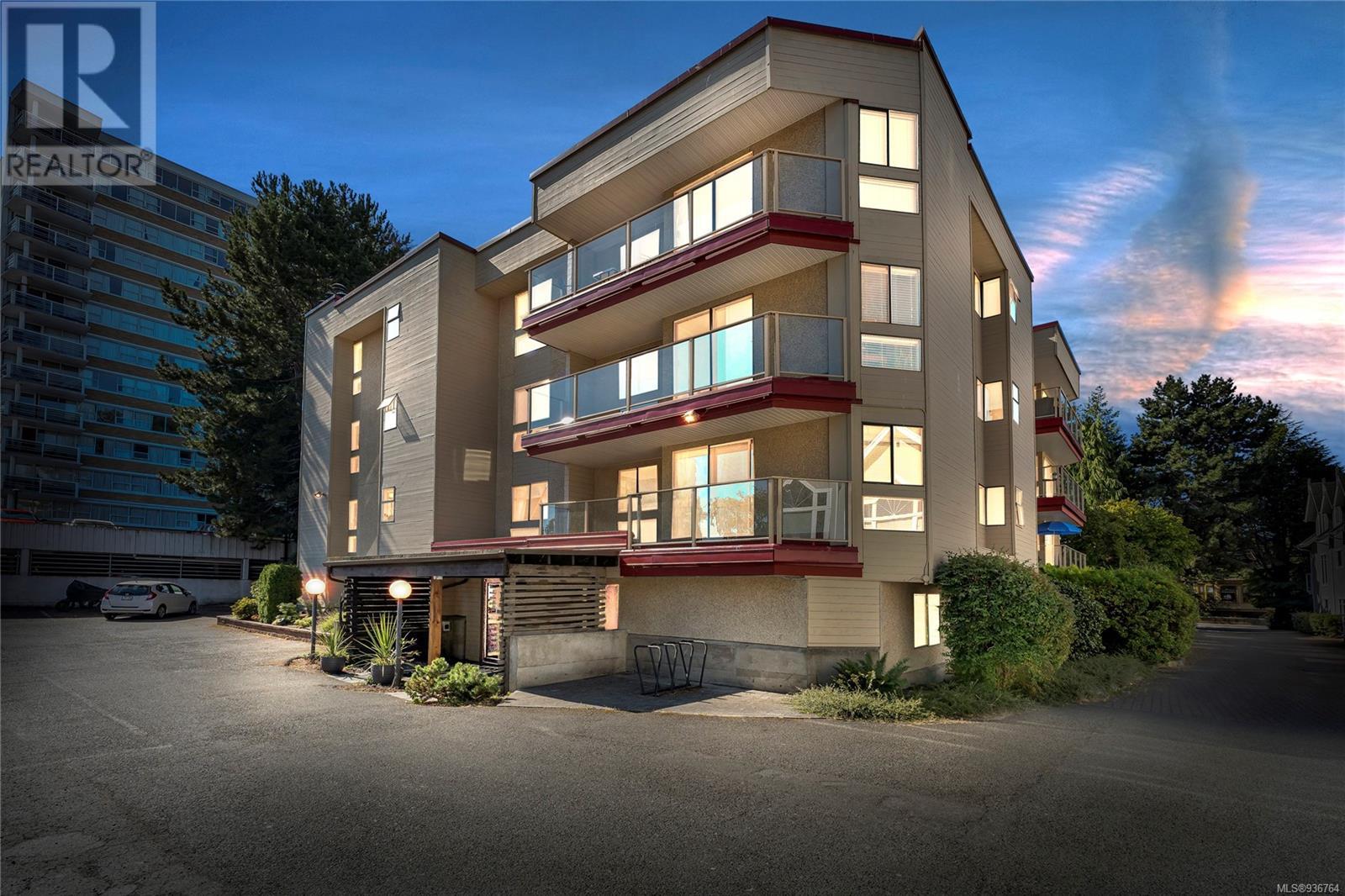 203-406 Simcoe Street, Victoria, BC, V8V 1L1