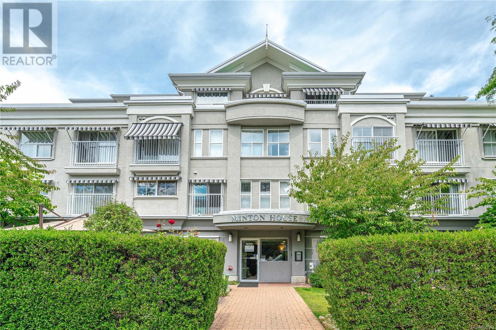 305-1070 Southgate Street, Victoria, BC, V8V 2Z2