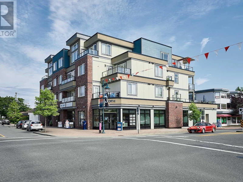 302 - 2409 Bevan Avenue, Sidney BC