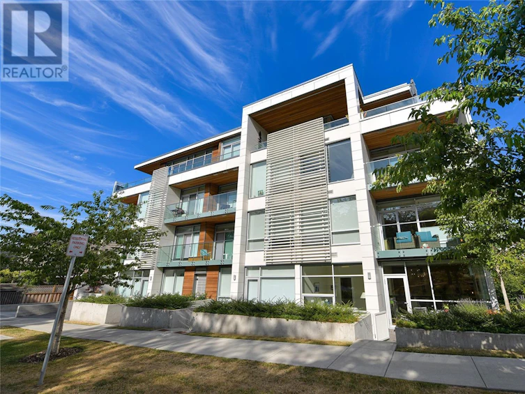 104-986 Heywood Avenue, Victoria, BC, V8V 2Y6