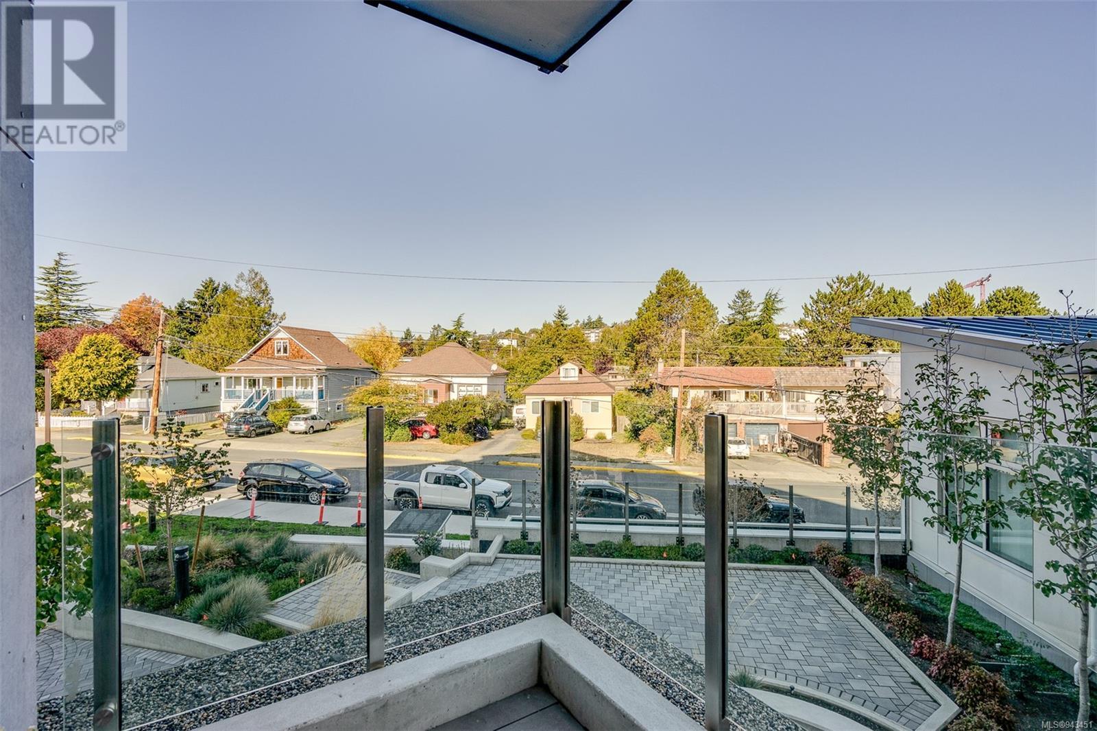 212-916 Lyall Street, Esquimalt, BC, V9A 5E6 - 14