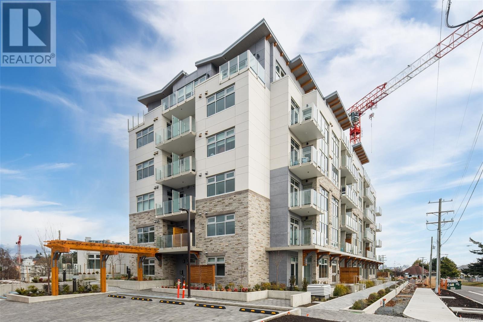 407-916 Lyall Street, Esquimalt, BC, V9A 5E6 - 23