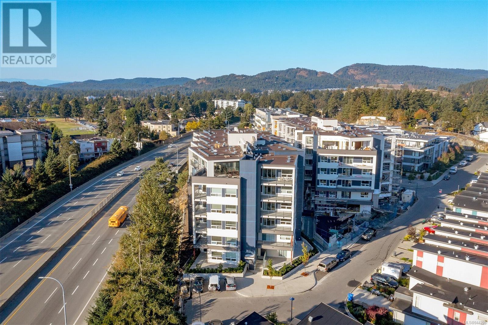 208-958 Pharoah Mews, Langford, BC, V9B 6W6