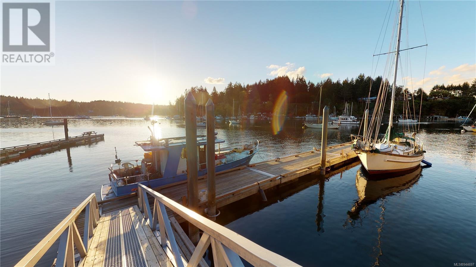 1905 Martin Road, Gabriola Island, BC, V0R 1X7