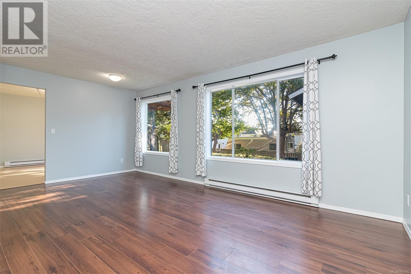 807 Lampson Street, Esquimalt, BC, V9A 6B3