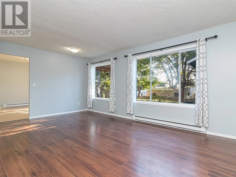 807 Lampson Street, Esquimalt, BC, V9A 6B3