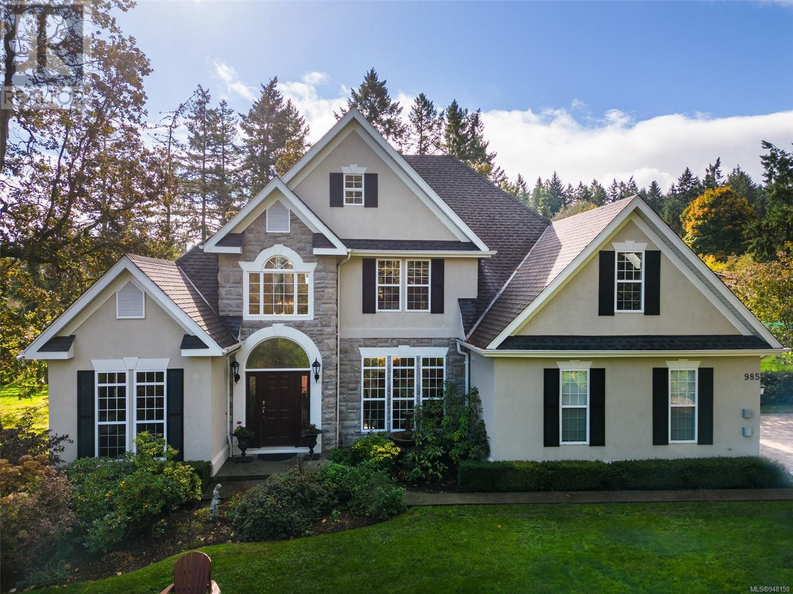 985 Dogwood Road, North Saanich, BC, V8L 5Z9