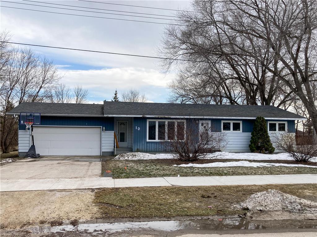 10 Savard Avenue, La Broquerie, MB, House For Sale REW