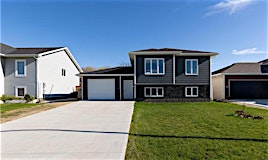 22 Crescentwood Drive, Steinbach, MB, R5G 2P9